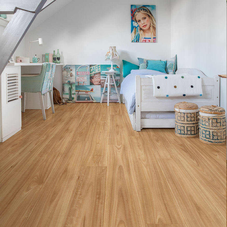 Premium Floors Quick-Step Impressive Ultra Laminate 12mm