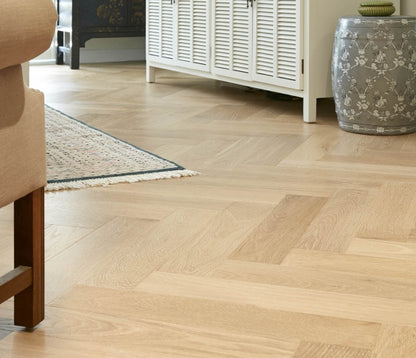 Preference Engineered Timber De Marque Oak Chevron T & G 21/6mm