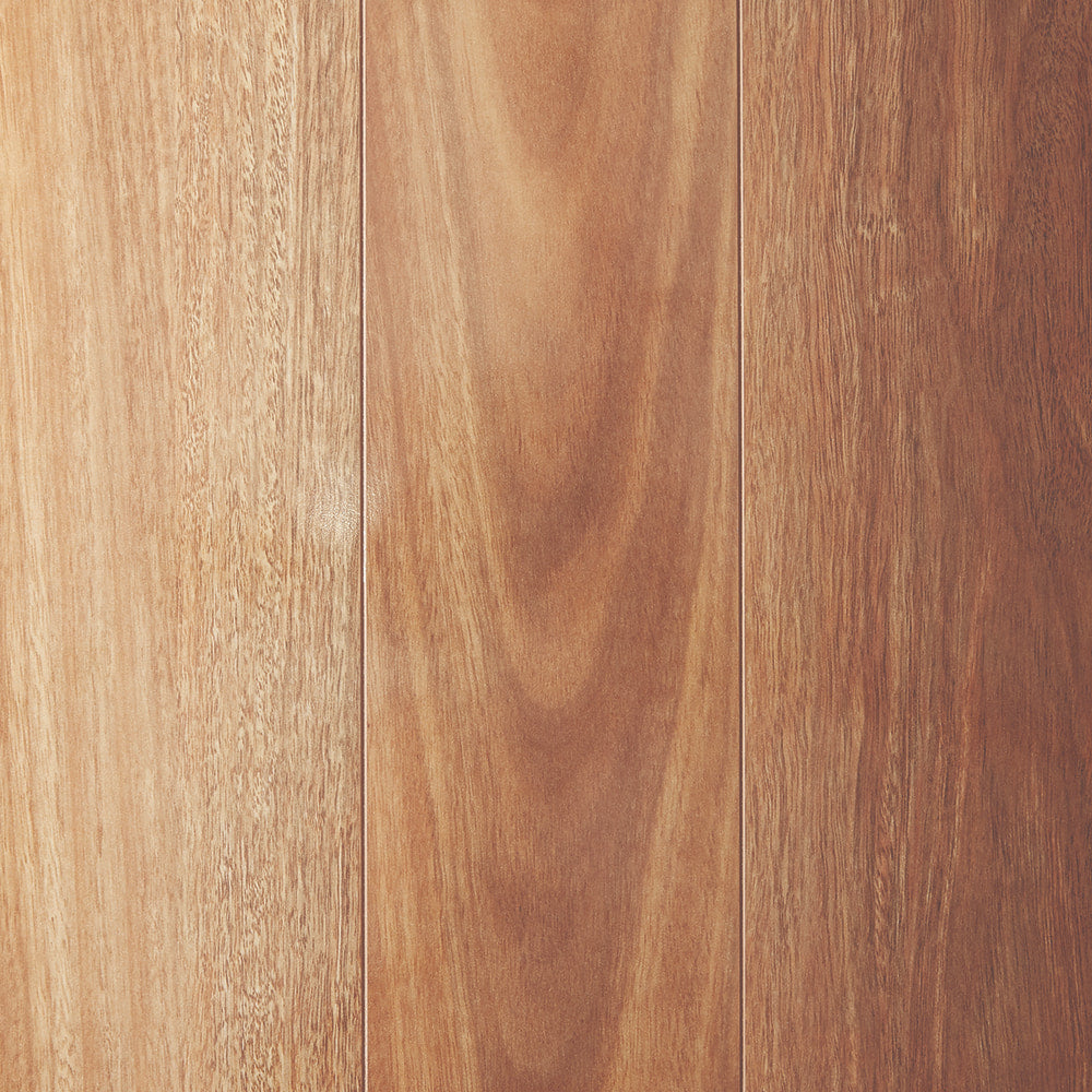 Preference Classic Laminate 12.3mm Mountain Spotted Gum Swatch