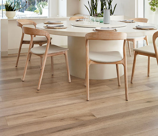 Preference Laminate Oakleaf HD PLUS Delta Sand 8mm (1.9m2/box)