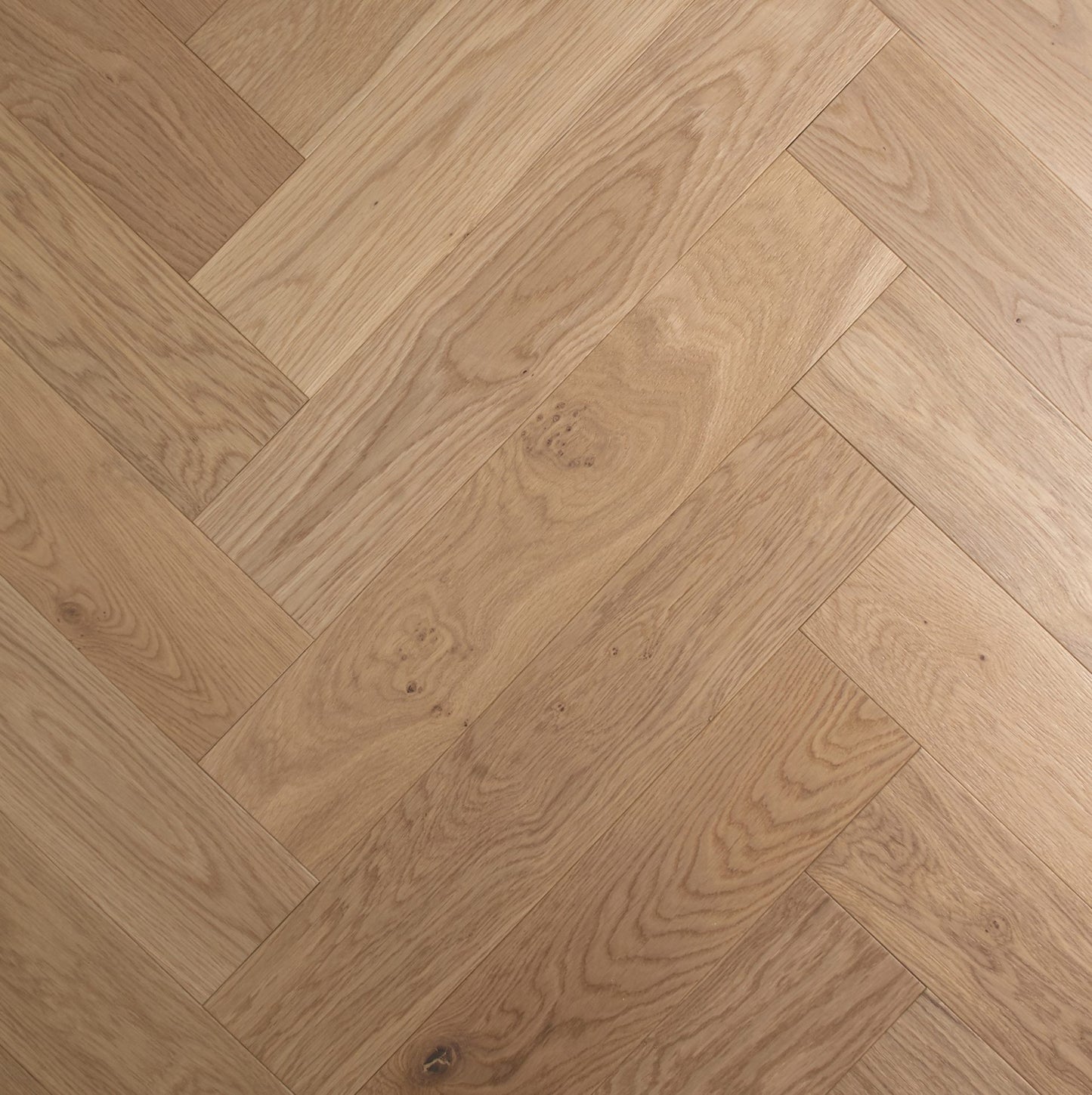 Preference De Marqué 21/6mm European Oak Matching Herringbone & Wide Plank