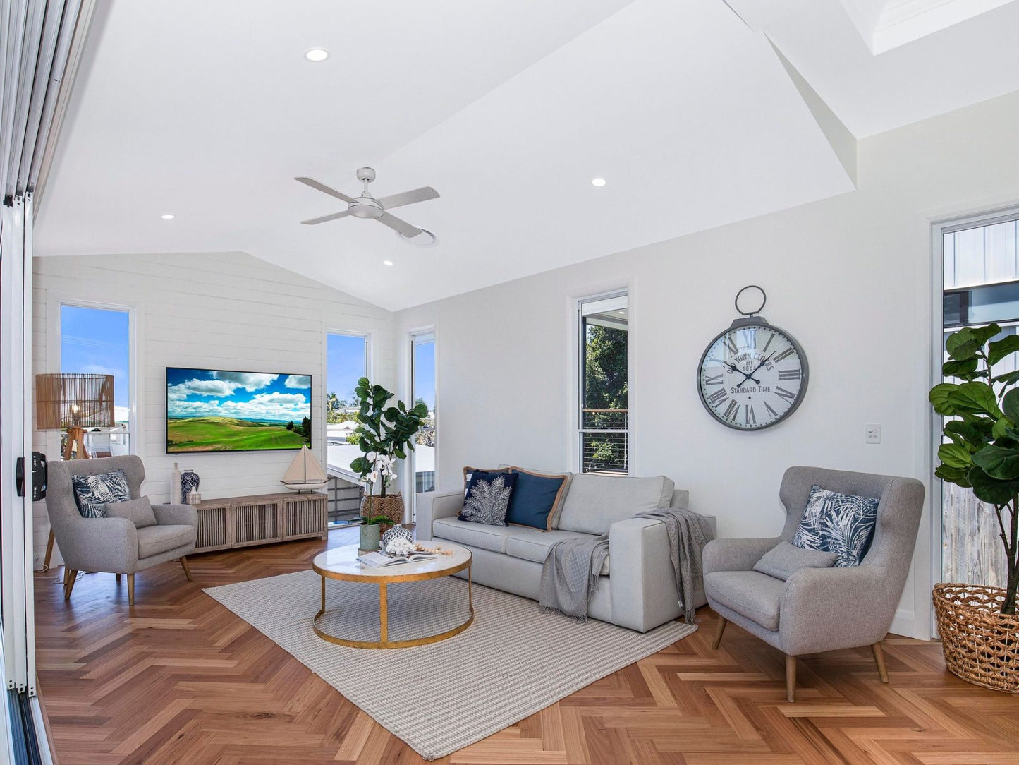 Preference Engineered Fiddleback Hardwood Herringbone 14/3mm