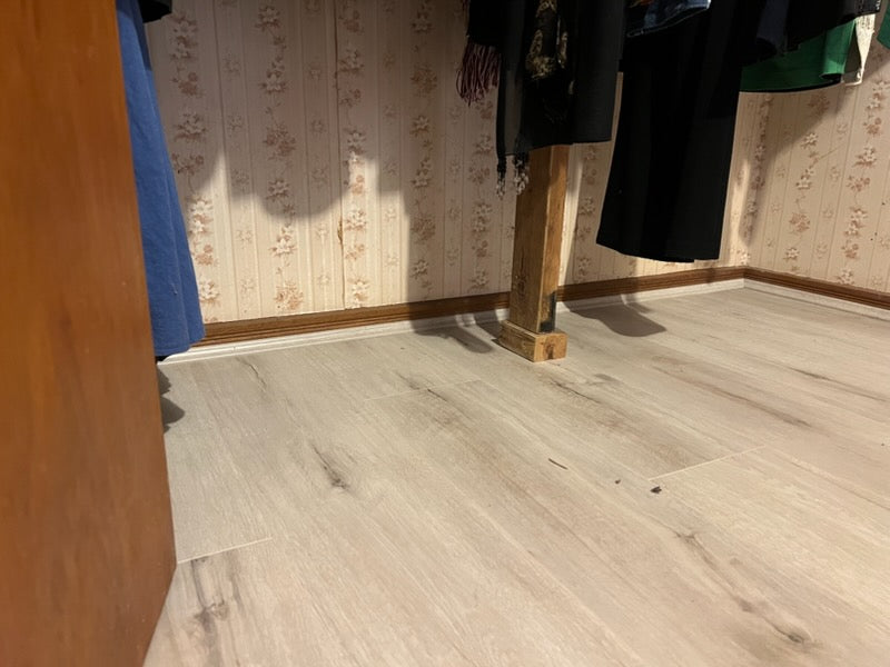 Replacing Carpet with Urban Laminate Across Five Bedrooms in Capalaba