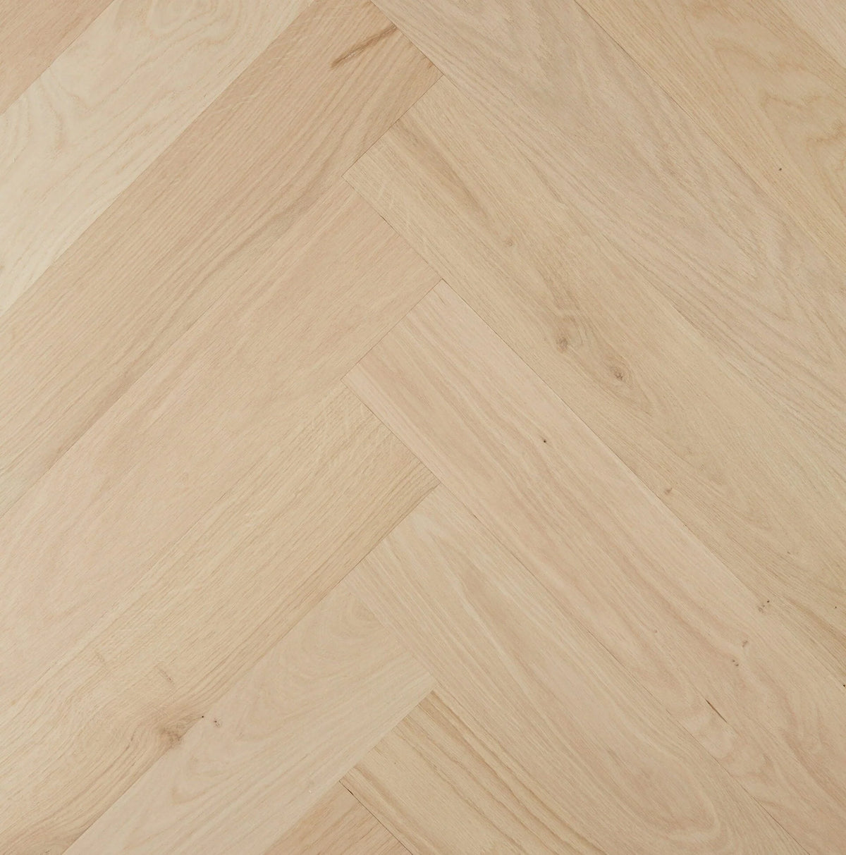Preference De Marque Oak Herringbone Engineered Timber Flooring 21/6mm 120mm Raw Swatch