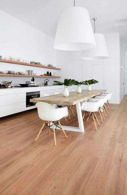 Preference Oakleaf AC3 Laminate Flooring 8mm