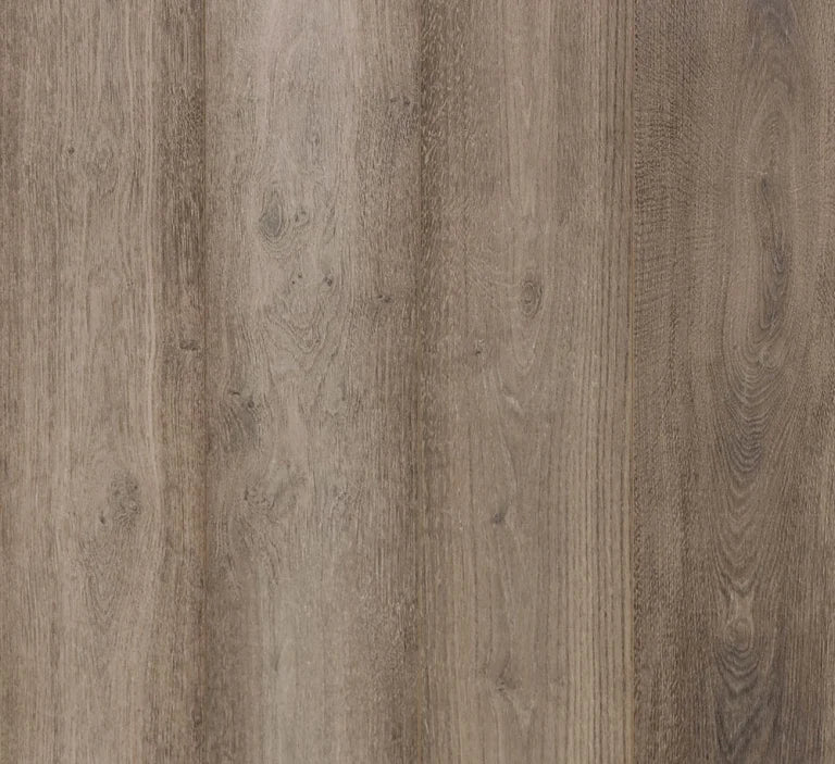 Preference Oakleaf HD PLUS AC4 Laminate Flooring 12mm Clove Swatch