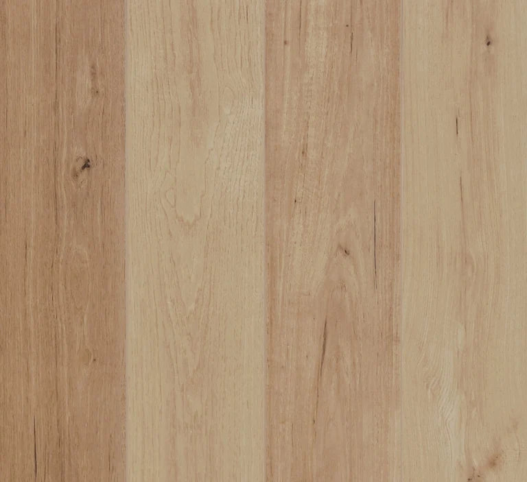 Preference Oakleaf HD PLUS AC4 Laminate Flooring 12mm Hickory Swatch