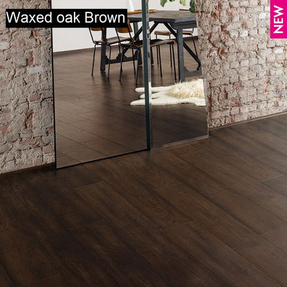 Quick-Step Perspective Nature Laminate Flooring 9mm Waxed Oak Brown Setting