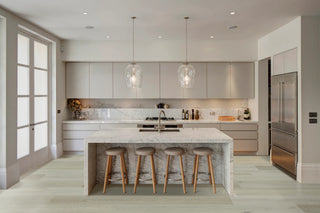 Topdeck Lumière Ultra HD Hybrid Flooring 7mm Cayman Oak Setting